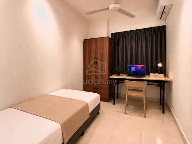 Single room at Suria Rafflesia Apartment, Setia Alam 1