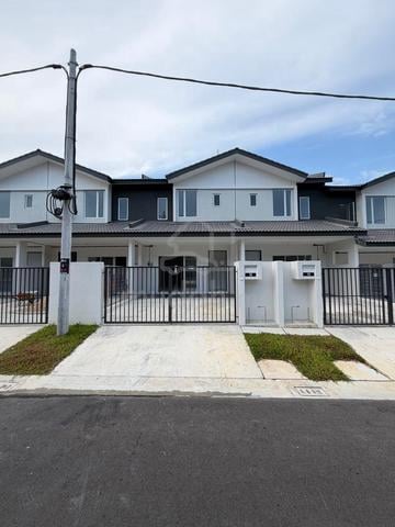 Taman Bistari Perdana @ Jalan Allamanda, Pasir Gudang, Double Storey 1