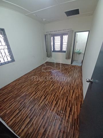 Bilik Single(non sharing) untuk Disewa Taman Eng Ann 1