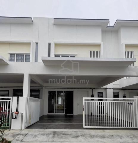 [Below MV] Double Storey, Suriaman 3, SENDAYAN 1