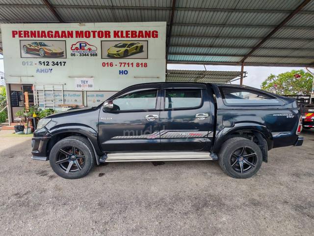 2015 Toyota HILUX 2.5 G TRD SPORTIVO - 1