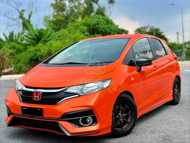 Honda Jazz 1.5 E GK5 Rs Bodykit FLRS sportrim 2019 - 2
