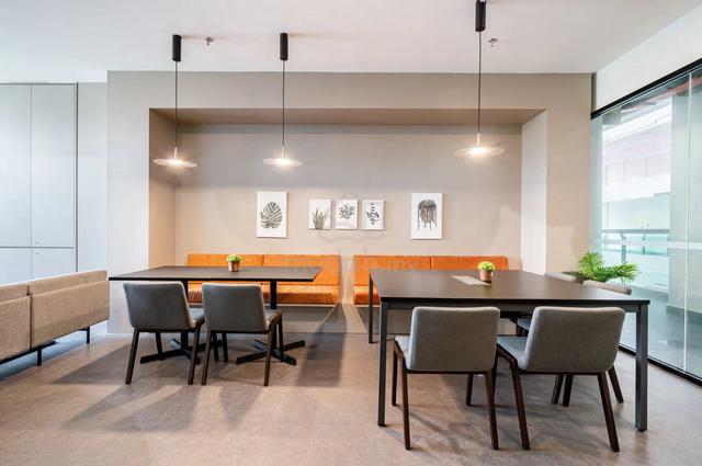 Find a coworking space in Regus Metrasquare 1