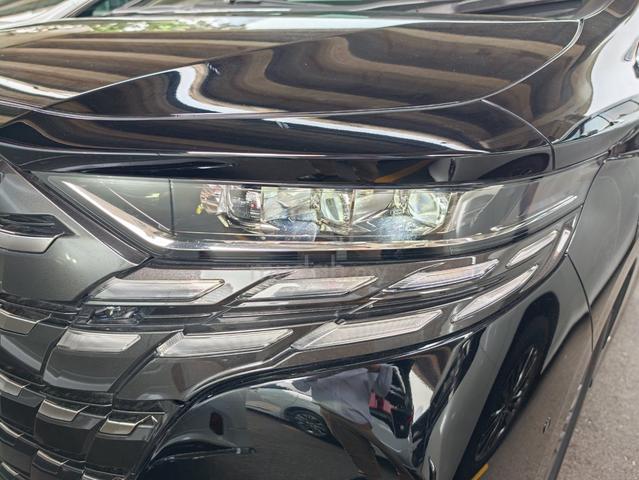 2025 Toyota ALPHARD 2.5 Z MOONROOF MILEAGE 7K KM - 2
