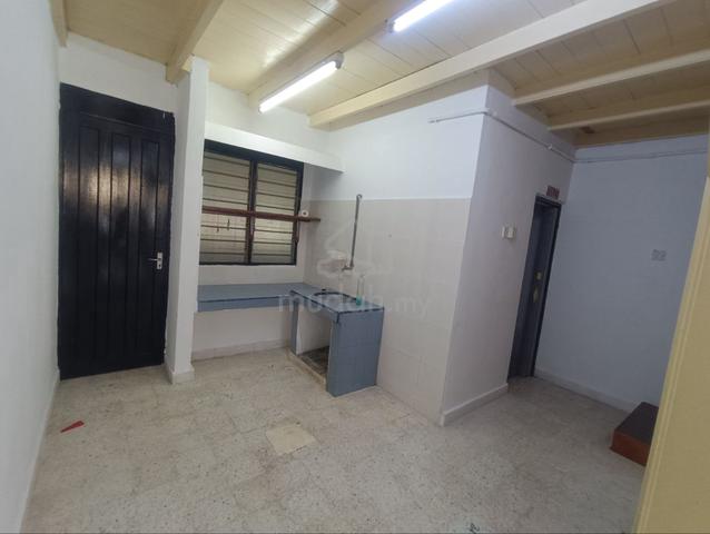 Taman Cempaka, Ipoh : 2-Storey Freehold Terrace House For Sale 4