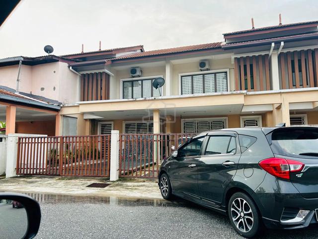 Bilik Sewa (Wanita) Nilai, Bandar Enstek & KLIA,Sepang. 1