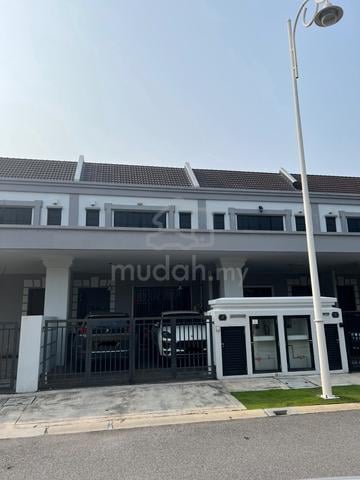 High End Terraced House - Eco Meadows 1