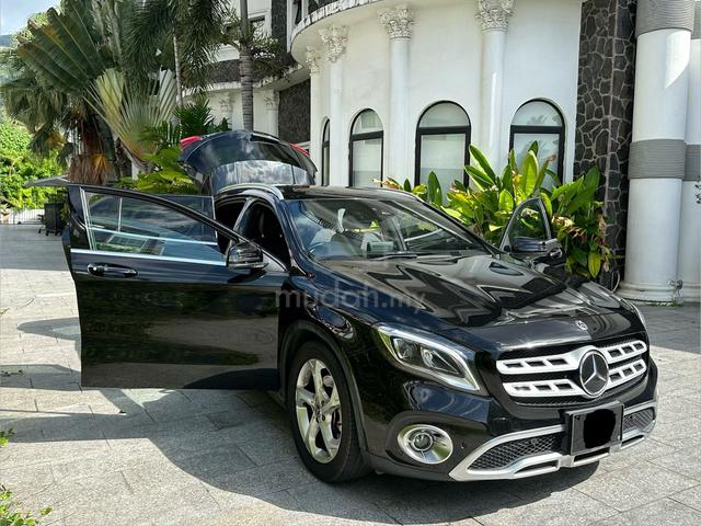 2020 Mercedes GLA220 4MATIC 2.0 A LIKE NEW NOSMOKE - 2