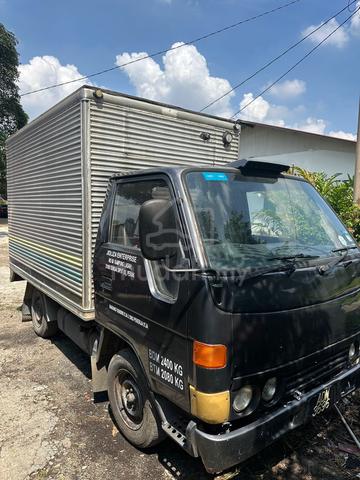 Toyota dyna LY100 tahun 1997 - 2