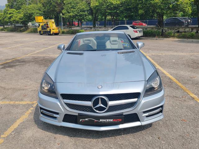 Mercedes Benz SLK200 1.8 AMG SPORT HARDTOP LOW MIL - 4