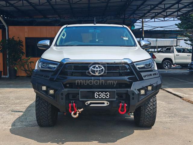 2021 Toyota HILUX 2.4 V (AUTO) WITH FULL SET BAR - 3