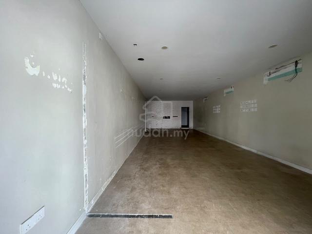 GF Near Batu Lanchang Wet Market | Jelutong | Retails and service 1