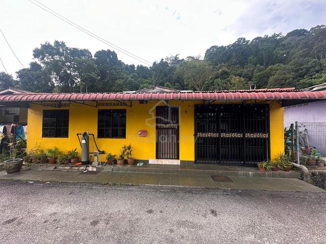 Rumah teres setingkat fully renovated Semambu 1