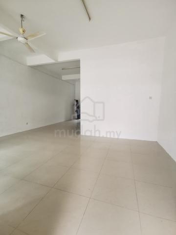 Double storey sale at bukit Juru / Juru height near auto city 1