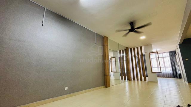 Pelangi Mall Condominium 1