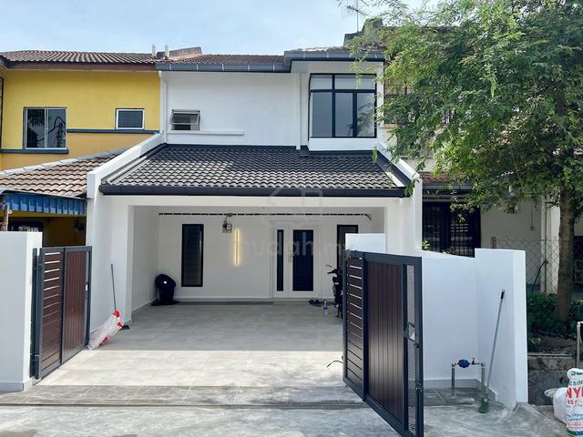 【🔥RENOVATED🔥EXTENDED🔥FREEHOLD】20 x 65 sqft 2 Storey Terrace 1