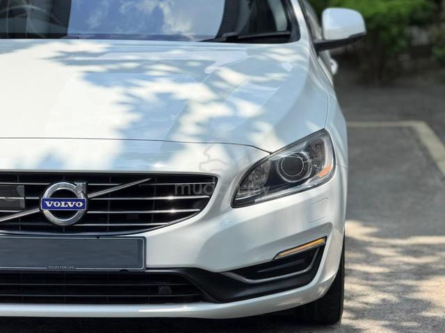 Volvo S60 2.0 T5 DRIVE-E FaceLift LowMileag 1Owner - 5