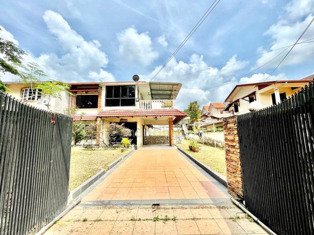 2 storey semi-d house at taman paramount petaling jaya 1