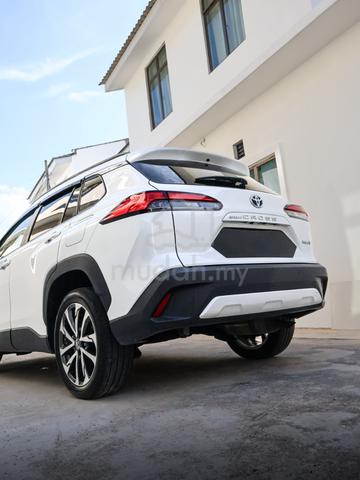 2024 Toyota COROLLA CROSS 1.8 HYBRID 40K MILEAGE - 4