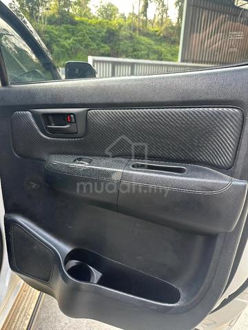 2015 Toyota HILUX 2.5 G TRD SPORTIVO MY14 KUN25R - 5