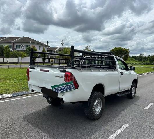 2017 Toyota HILUX 2.4 VNT 4WD (M) - 2