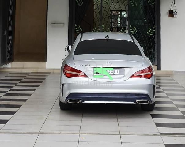 2017 Mercedes Benz CLA200 (CBU) 1.6 AMG LINE (A) - 4
