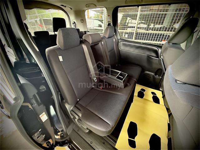 2021 Toyota NOAH 2.0 X (A) - 4
