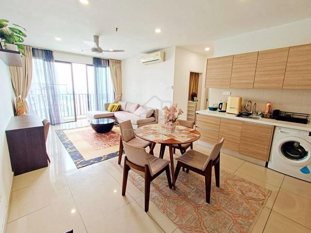 i-Suite @ i-City 1