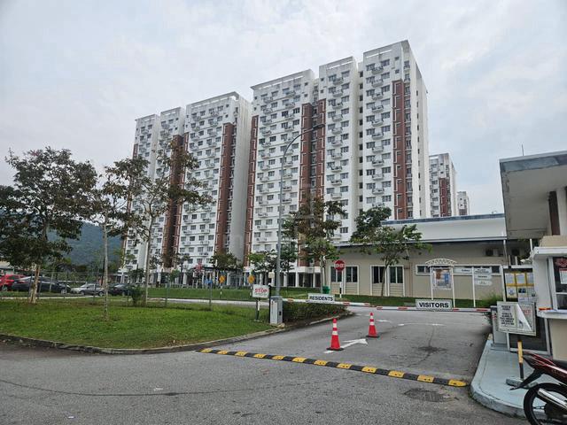 De Bayu Apartment 1