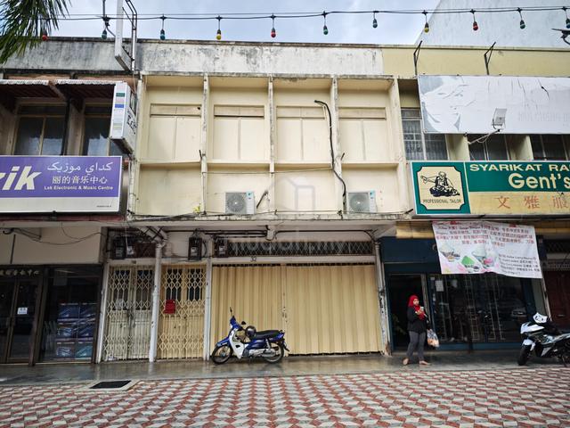 Raub Shop lot beside main road for Rent 1
