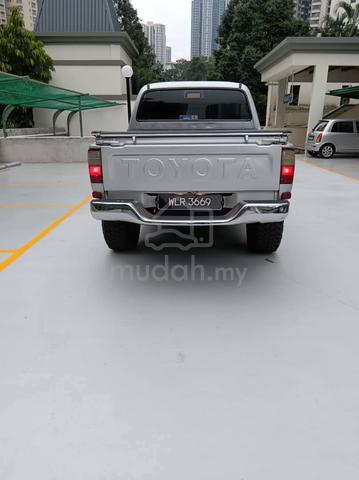 2004 Toyota HILUX 2.5 SR TURBO MY03 KDN190 (A) - 2
