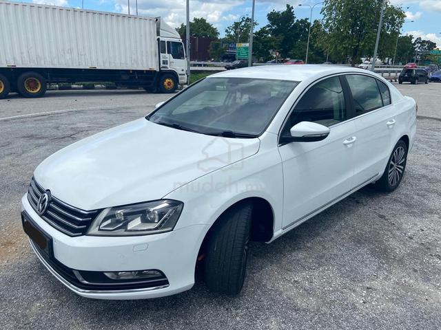 2016 Volkswagen PASSAT 1.8 TSI  3 TAHUN WARRANTY - 2