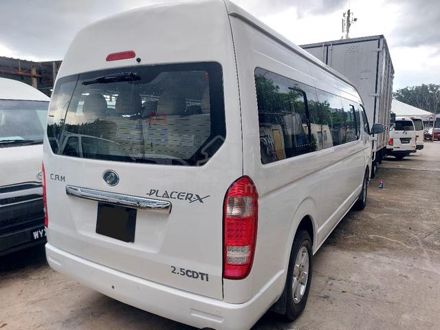 CAM PLACER-X 2.5 (Diesel) TURBO 18 SEAT WINDOW VAN - 3