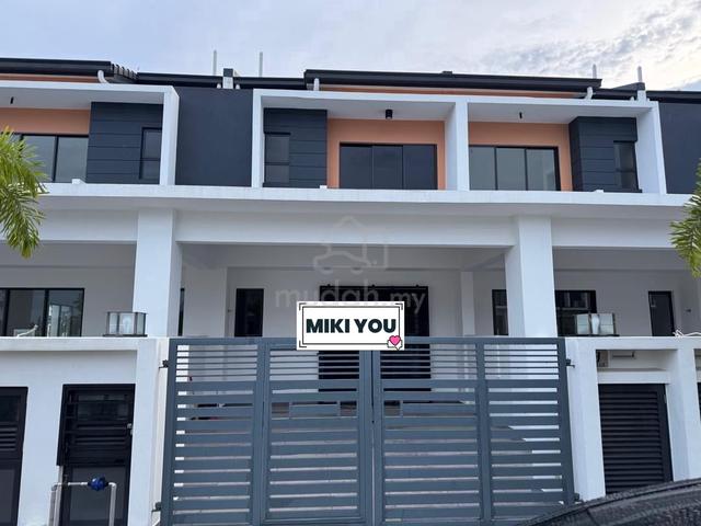 【Below market value, Robin】2 storey house for sale, bandar rimbayu 1