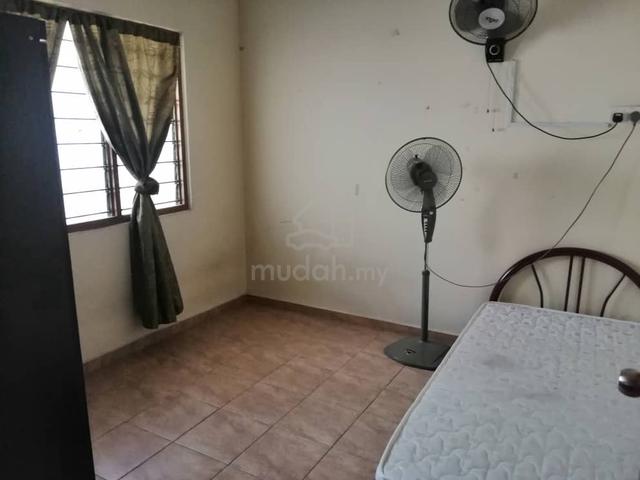 Bilik Sewa Wanita, Bilik Single Non Sharing di Wangsa Maju, Seksyen 2. 1