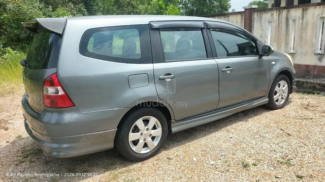 2011 Nissan GRAND LIVINA 1.6 IMPUL (A) - 1
