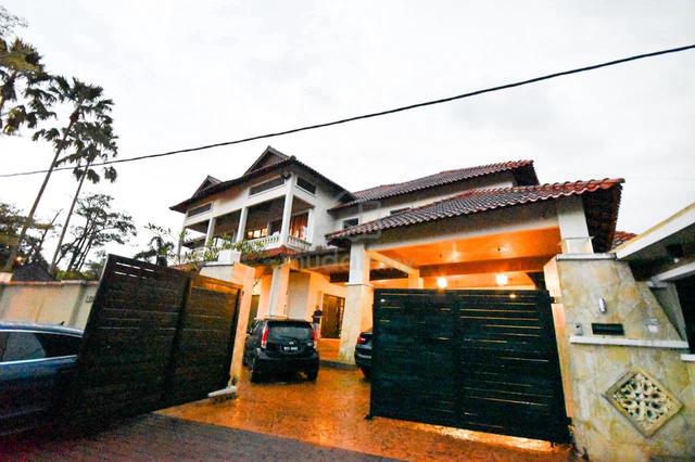 GRAND & LUXURY ‼️ 2 Storey Bungalow House Country Heights, Kajang 1
