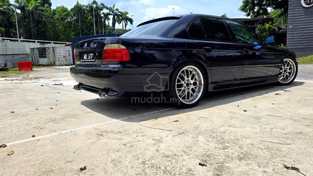1999/03 Bmw 728i (CBU) 2.8 (A) - 1