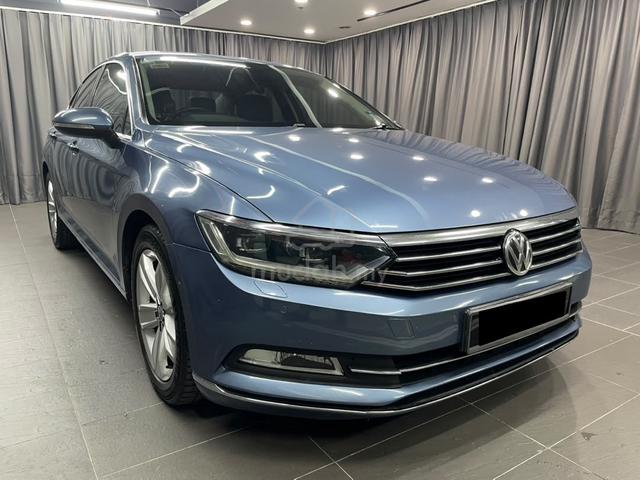 2018 Volkswagen PASSAT 1.8 TSI COMFORTLINE A Sedan - 1
