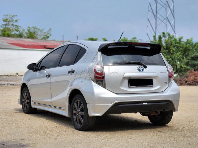 2012 Toyota PRIUS C 1.5 HYBRID (A) 1 THN WARRANTY - 3