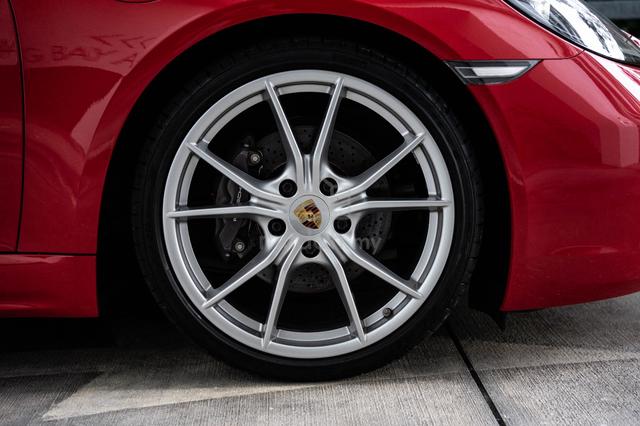 Porsche 718 Boxster 2.0 2022 Unreg Guards Red - 3
