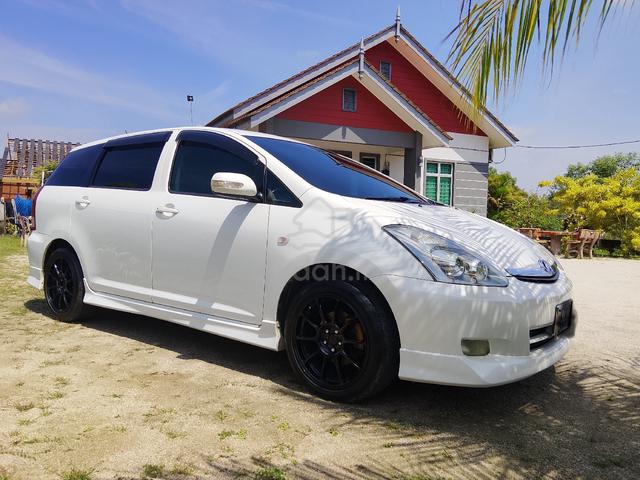 toyota wish 1.8(zne10)nfl,full spec(s),2006/2011 - 1
