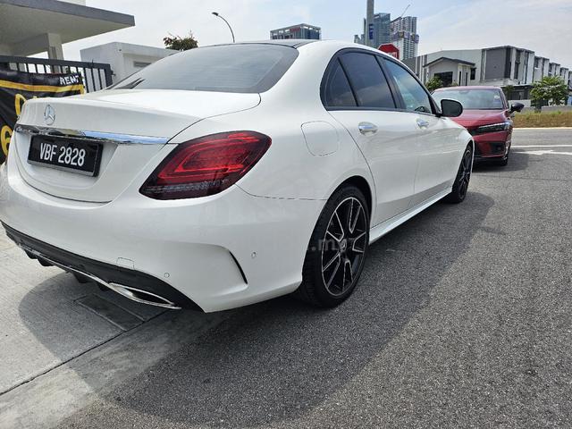 2018 Mercedes Benz C300 2.0 AMG LINE (CKD) (A) - 2