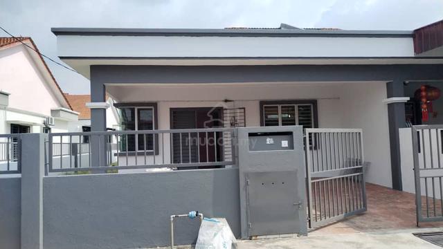 Single Storey Terrace House Jenjarom 1