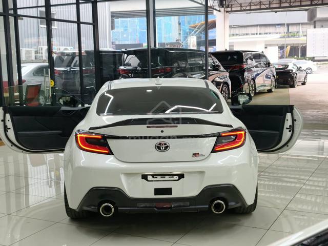 2023 Toyota Gr86 Rz 2387 Cc Pearl White - 3
