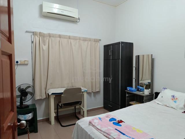 Room with air cond & speed wifi near Aulong market for rent 1