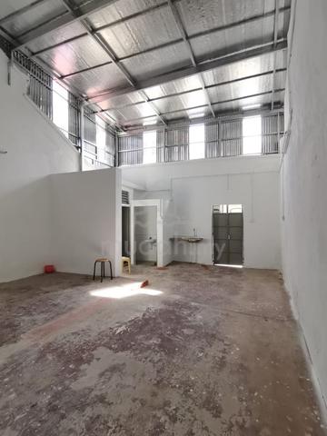 2 Storey Shophouse Georgetown Jalan Hutton Transfer Well-maintained 1