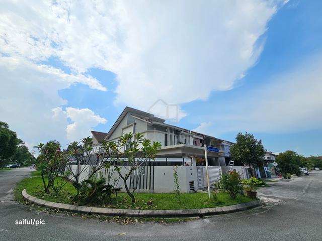 Corner Lot Double Storey Levena Facing Playground Bukit Raja 1