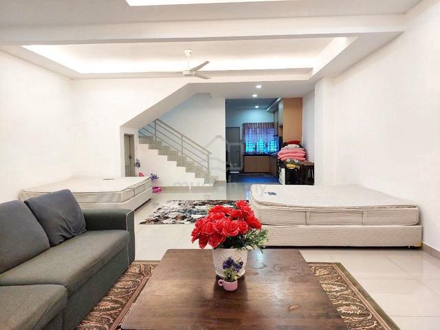 PARTIAL FURNISH Double Storey Taman Suria Warisan Kota Warisan Sepang 1