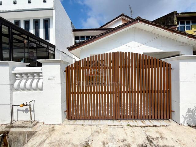 Freehold Senai Double Storey Non Bumi Newly Painted Value Buy 1